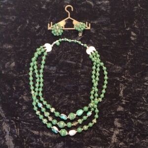 Elegant Green Beaded Necklace and Earring Set
